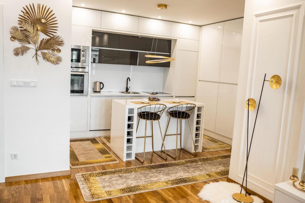 Luxury Apartment Karic Free Parking Тузла Экстерьер фото
