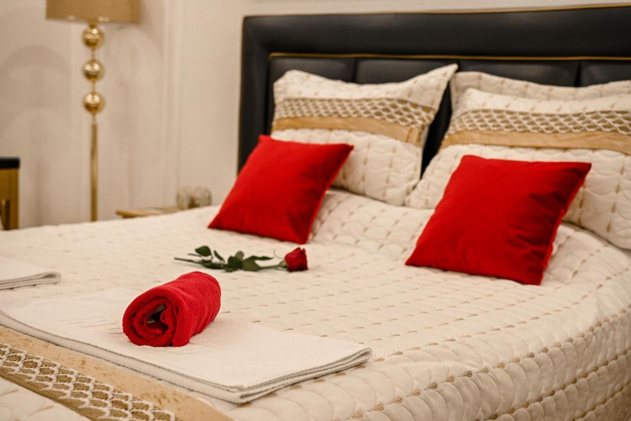 Luxury Apartment Karic Free Parking Тузла Экстерьер фото
