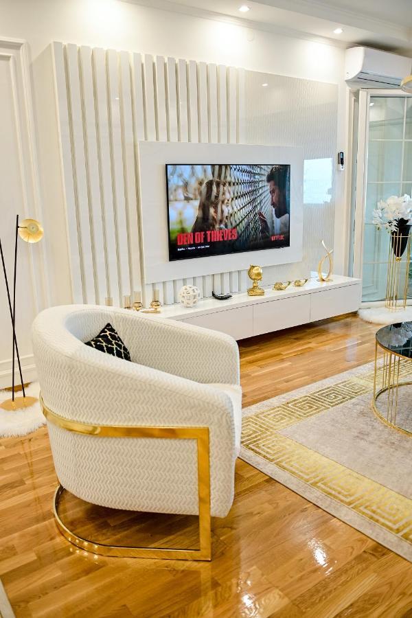 Luxury Apartment Karic Free Parking Тузла Экстерьер фото